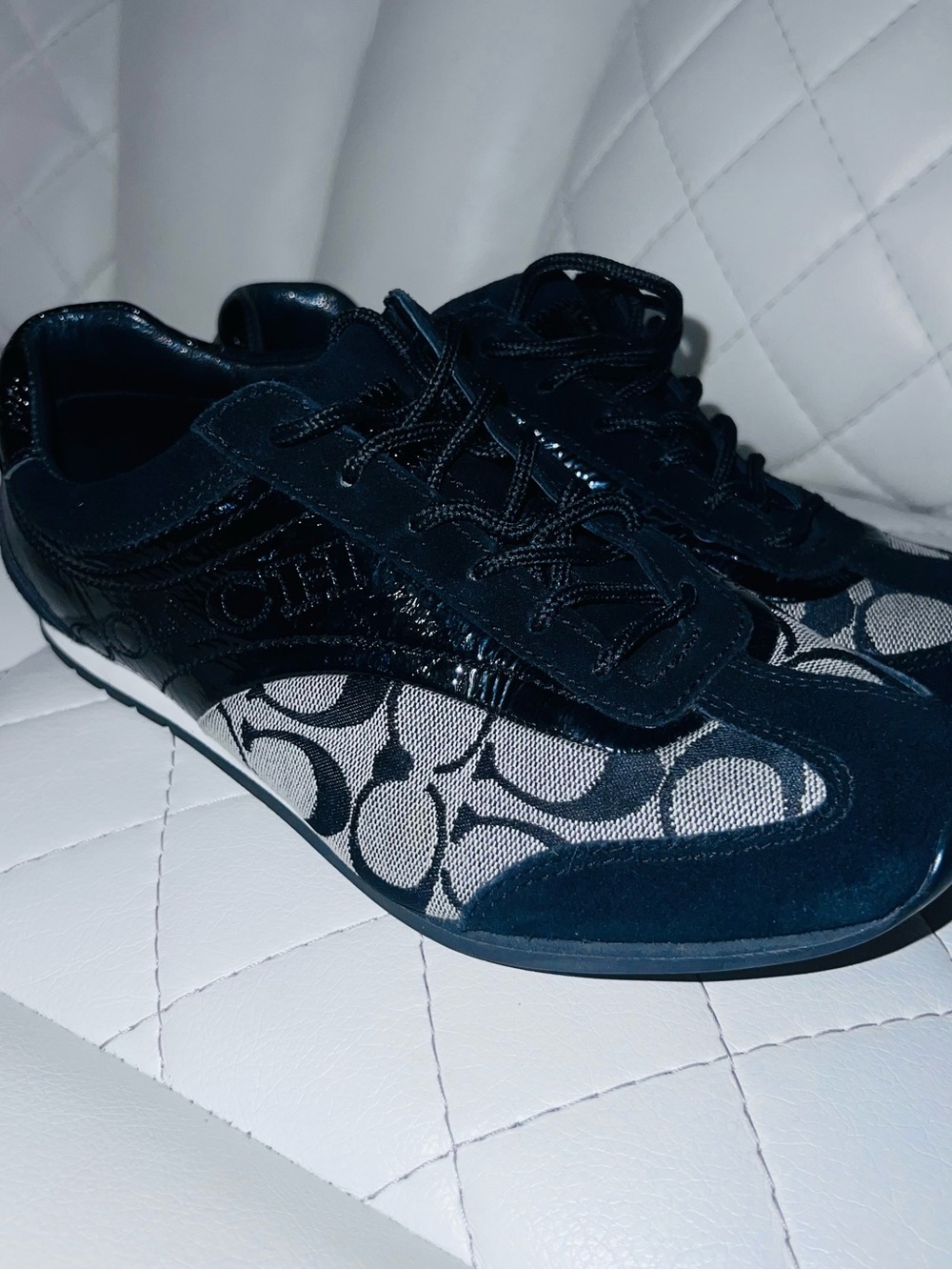 Coach Women’s Signature C Black Gray Lace-Up Sneakers Size 8M